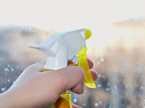 Какими средствами мыть пластиковые окна