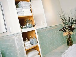 Критерии выбора встроенного шкафа для ванной комнаты: советы и рекомендации