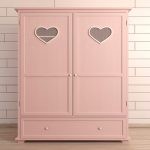 Двухстворчатый шкаф розовый